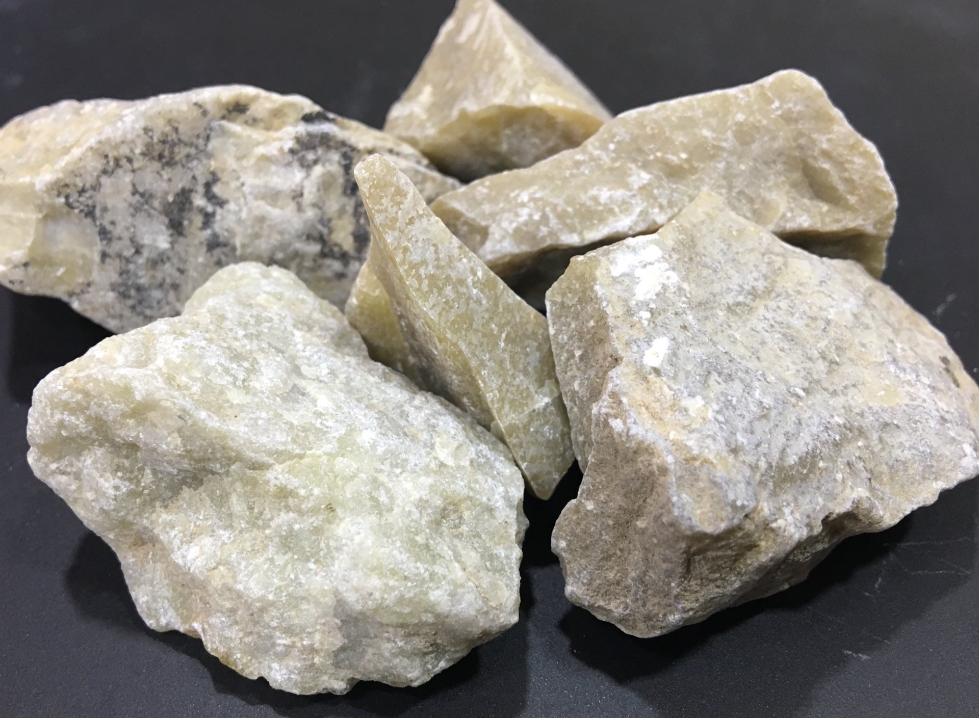 PYROPHYLLITE 17 (PY.17)