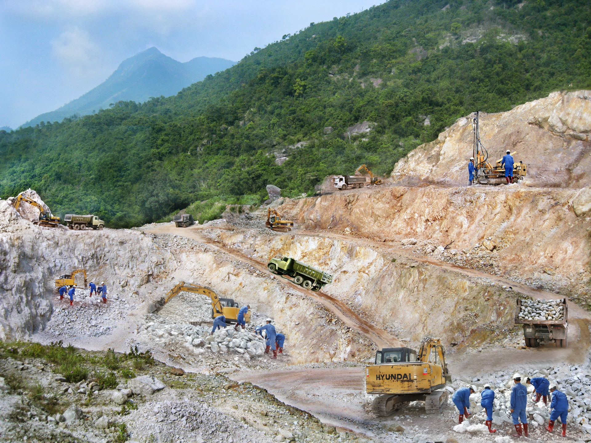 Mở rộng phát triển làm hàng XNK trong thời kỳ chuyển đổi cơ chế, trong đó kể đến: